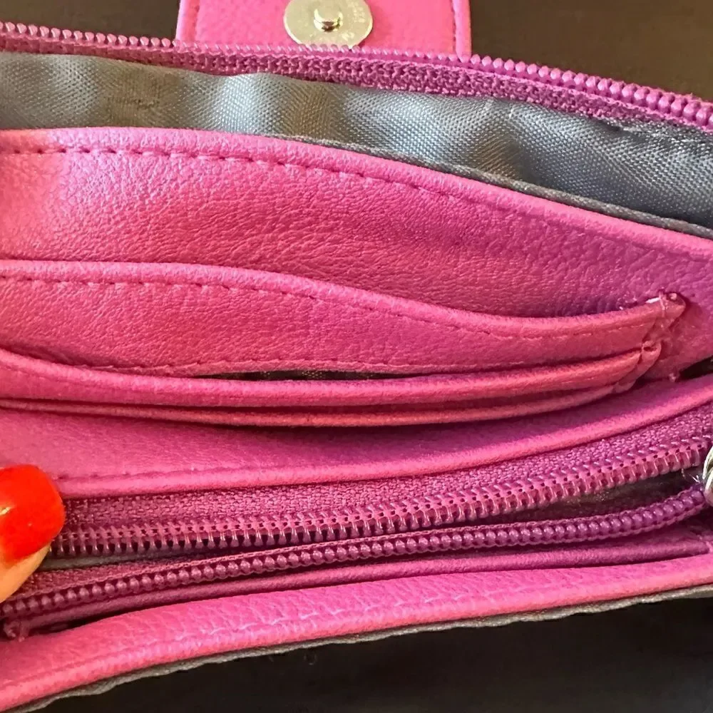 Magenta cross body  - Picture 3 of 8